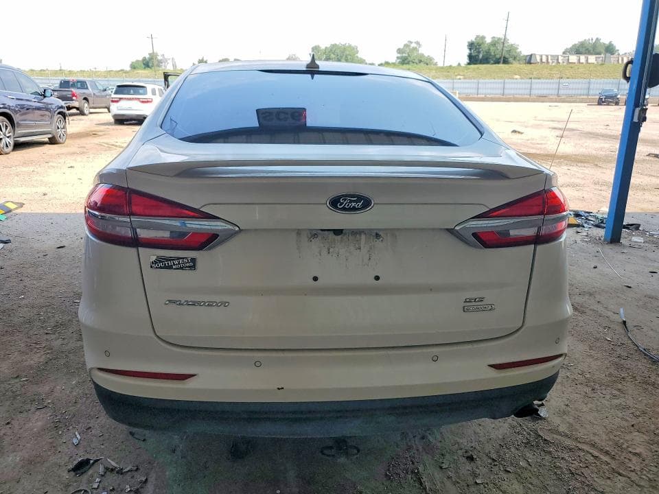 2019 FORD FUSION SE 6