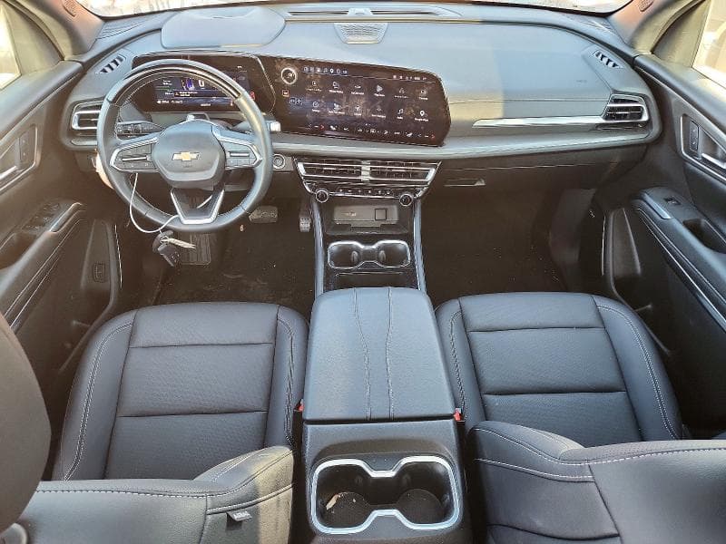 2025 CHEVROLET TRAVERSE LT 8