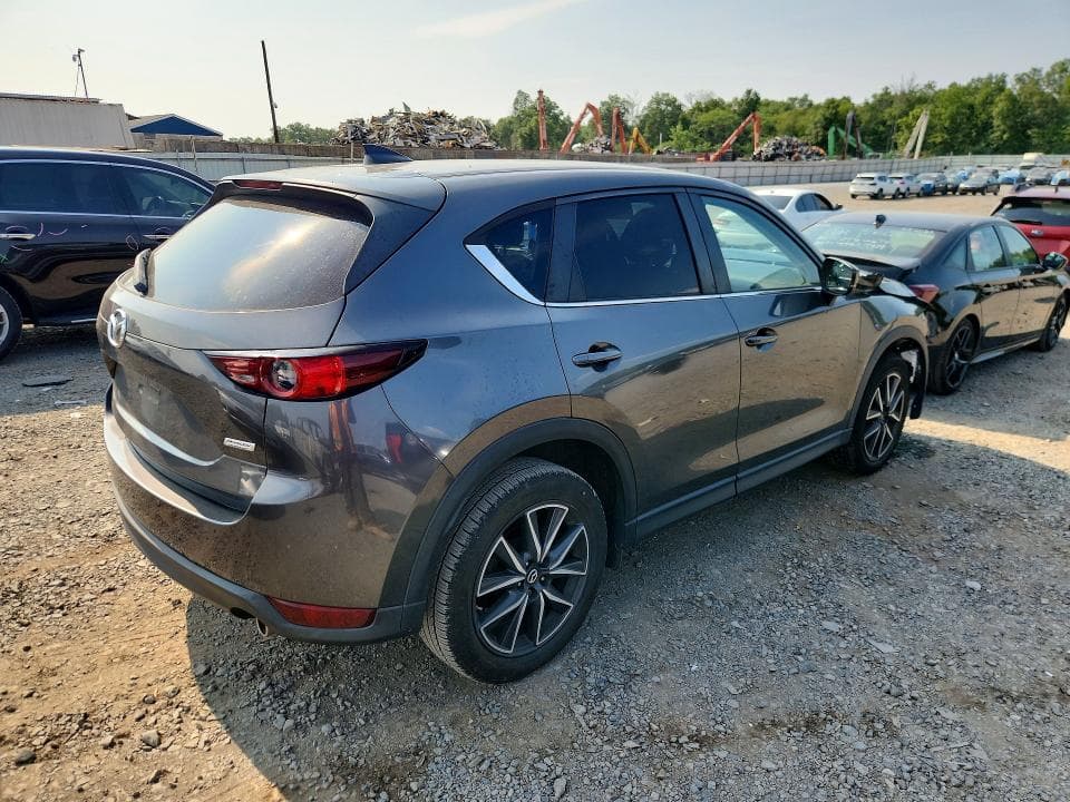 2018 MAZDA CX-5 TOURING 3