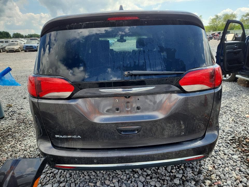 2017 CHRYSLER PACIFICA TOURING L 6
