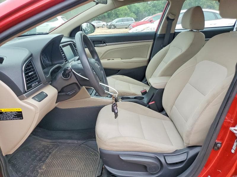 2017 HYUNDAI ELANTRA SE 7