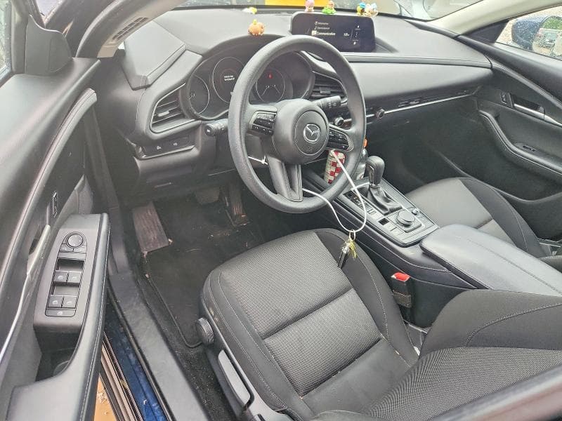 2024 MAZDA CX-30 8