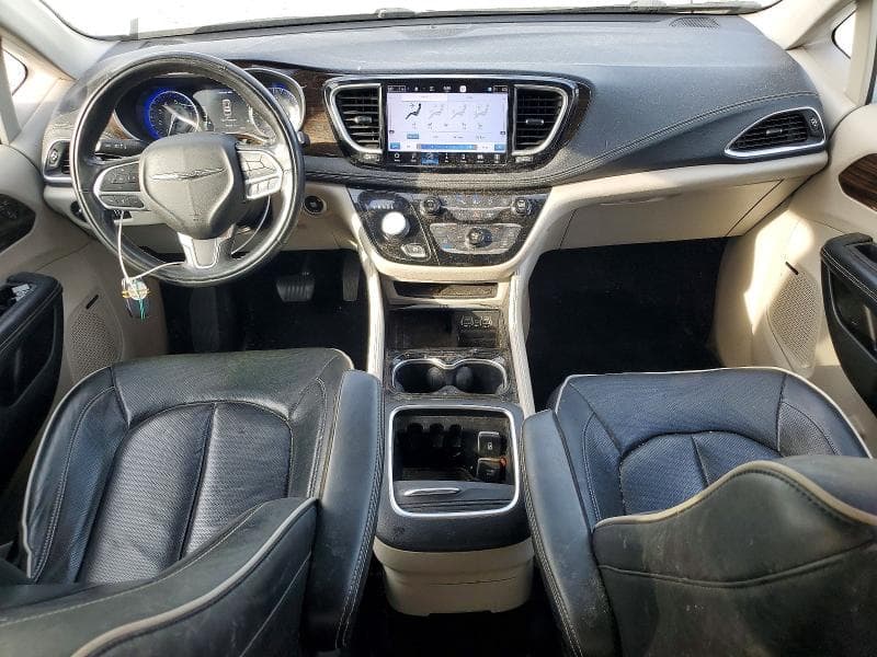 2022 CHRYSLER PACIFICA LIMITED 8