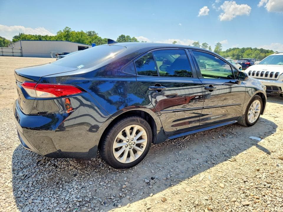 2020 TOYOTA COROLLA LE 3