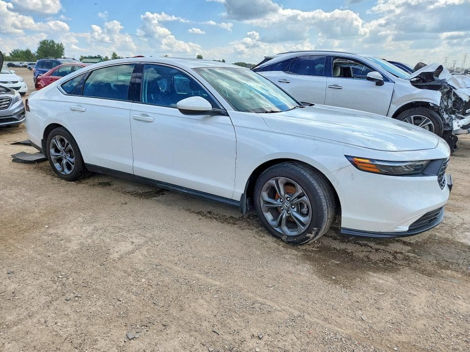 2024 HONDA ACCORD EX 4