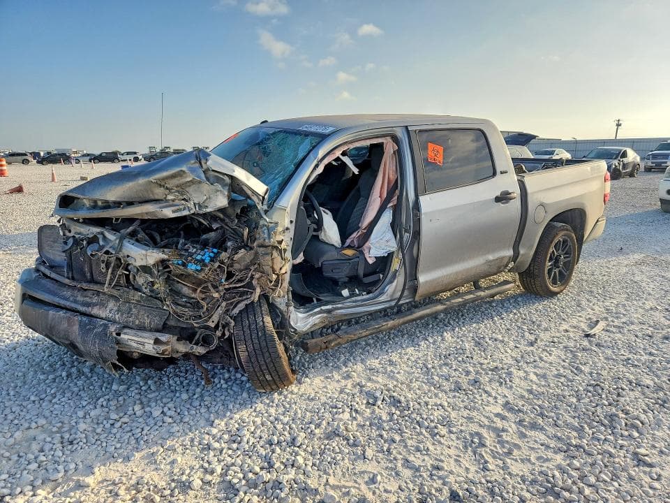 2019 TOYOTA TUNDRA CREWMAX SR5 - 1