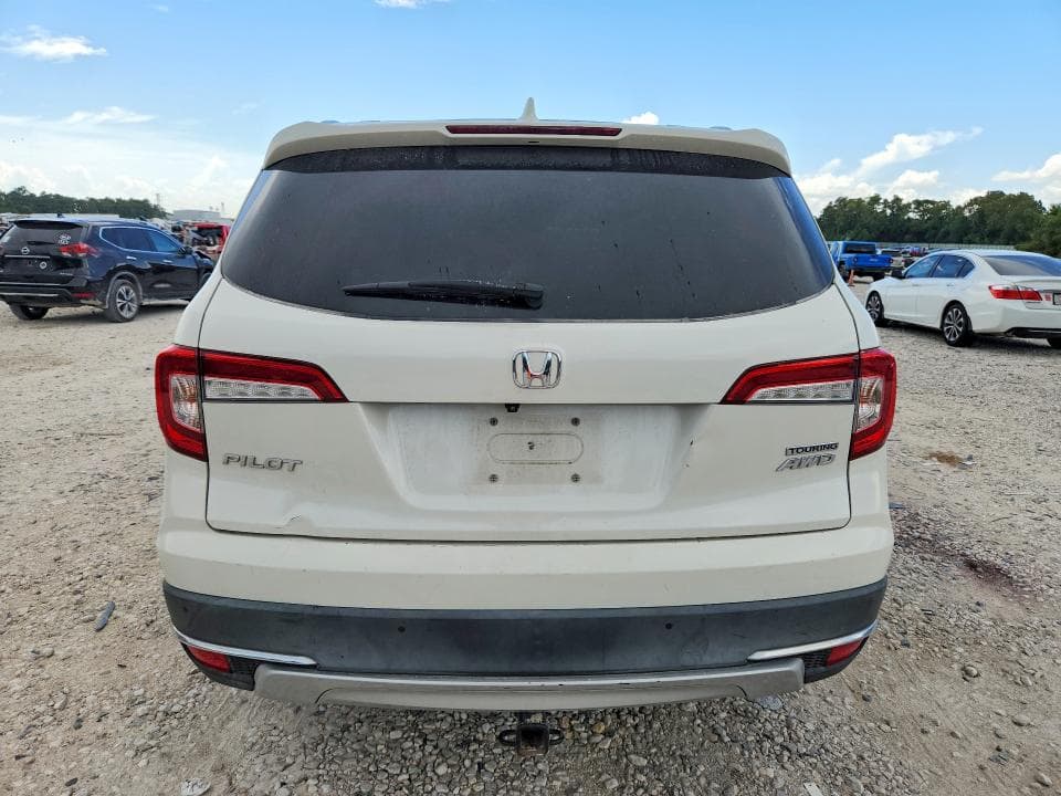 2019 HONDA PILOT TOURING 6