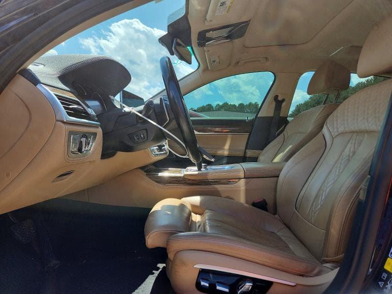 2017 BMW 750 XI 7