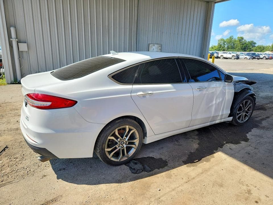 2019 FORD FUSION SEL 3