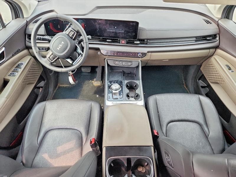 2025 KIA CARNIVAL EX 8