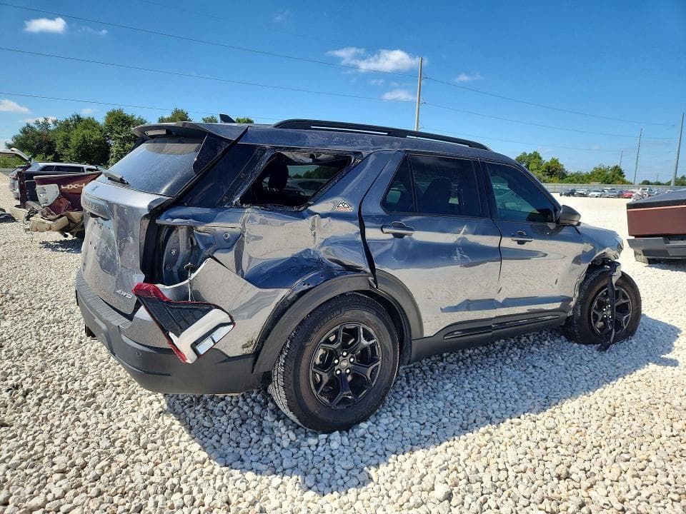 2022 FORD EXPLORER TIMBERLINE 3