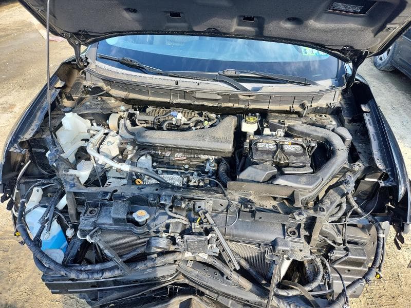 2018 NISSAN ROGUE SV 12