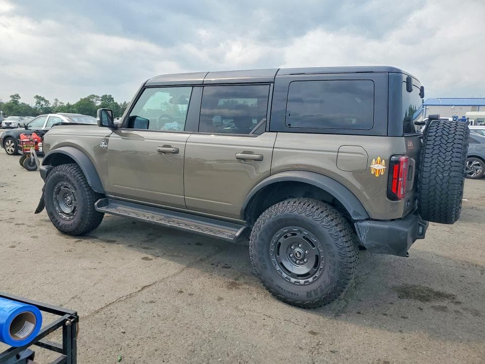 2025 FORD BRONCO OUTER BANKS 2