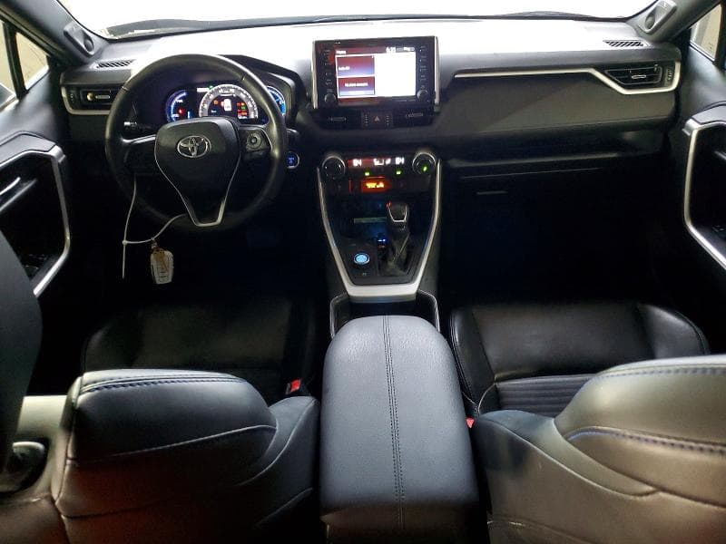 2020 TOYOTA RAV4 XSE 8