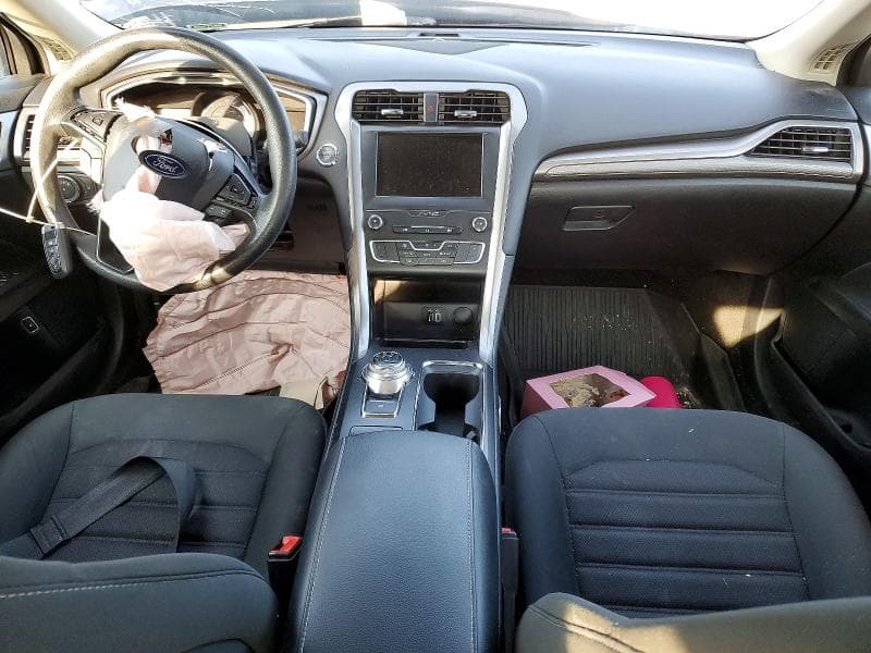 2019 FORD FUSION SE 8