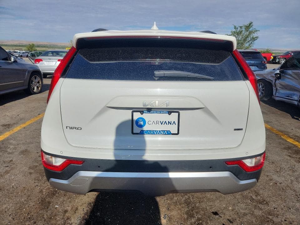 2023 KIA NIRO EX 6