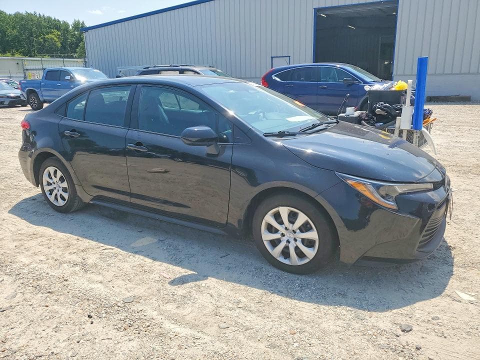 2025 TOYOTA COROLLA LE 4