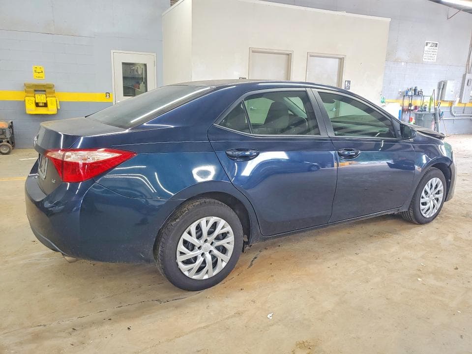 2017 TOYOTA COROLLA LE 3