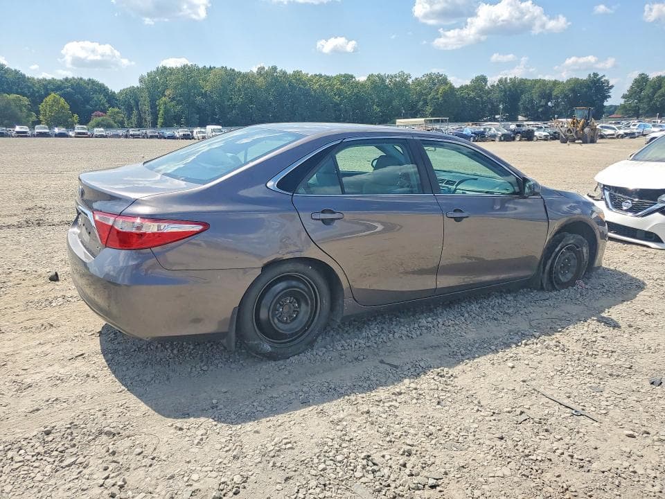 2017 TOYOTA CAMRY LE 3