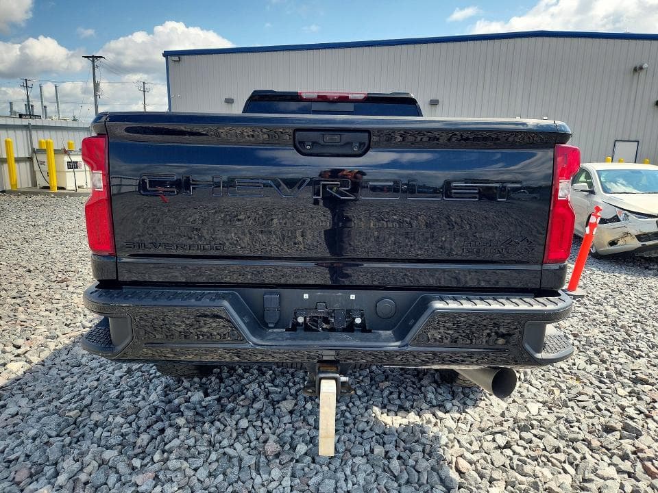 2024 CHEVROLET SILVERADO K2500 HIGH COUNTRY 6