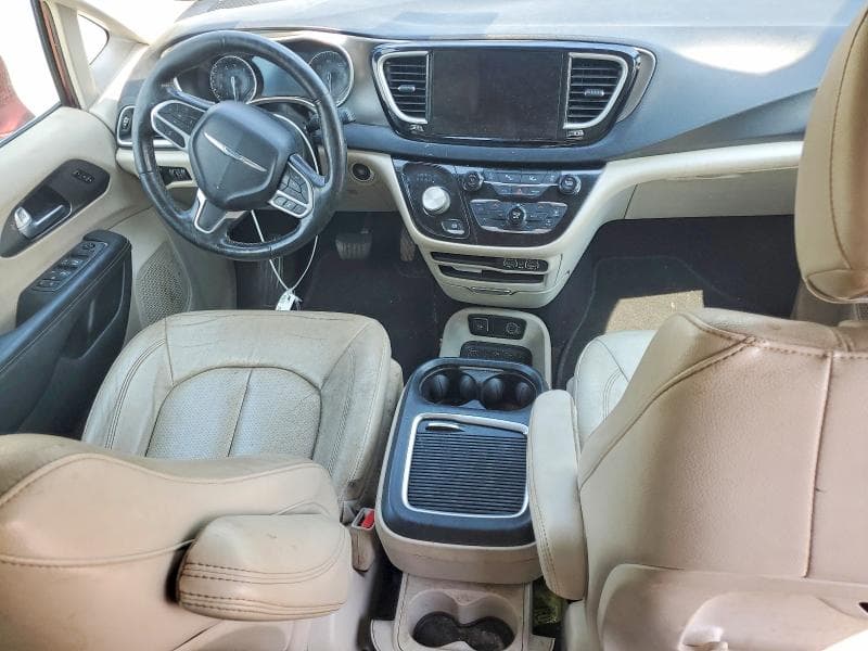 2021 CHRYSLER PACIFICA TOURING L 8