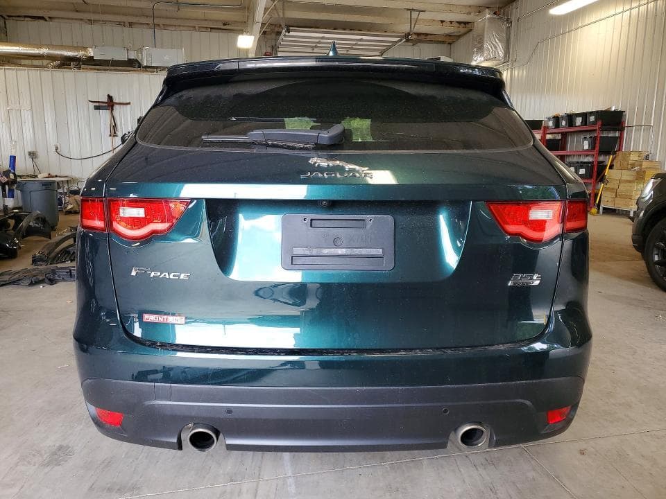 2017 JAGUAR F-PACE PRESTIGE 6