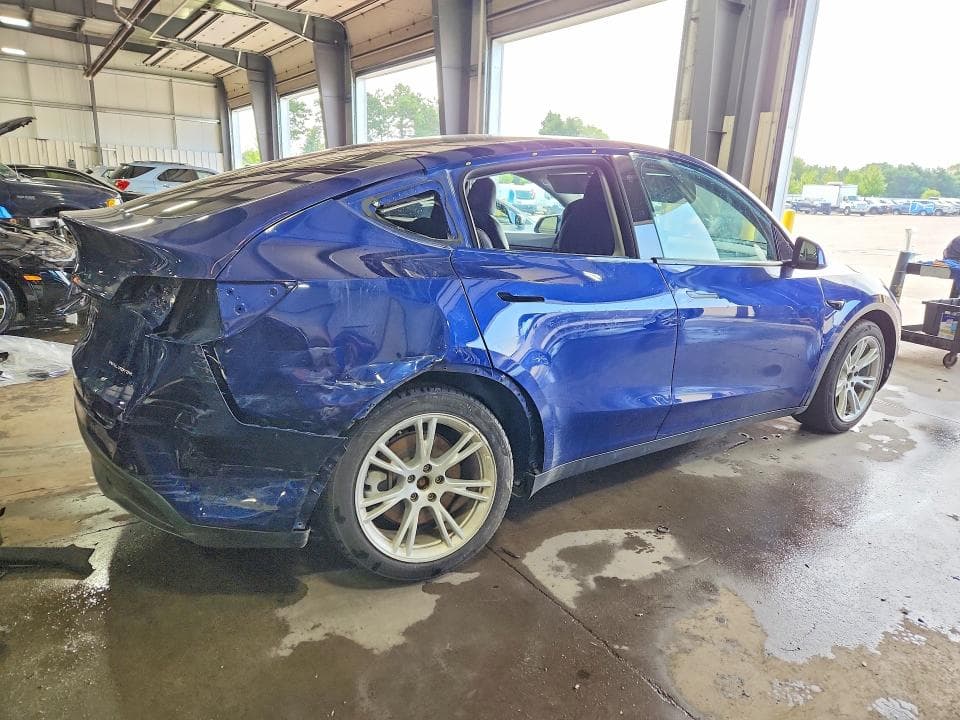 2021 TESLA MODEL Y 3