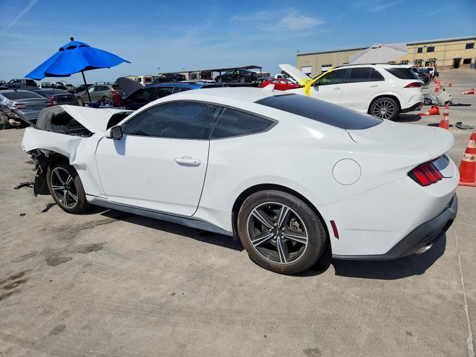 2024 FORD MUSTANG 2