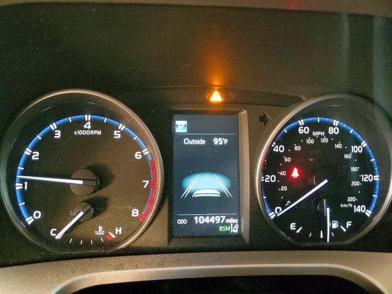 2017 TOYOTA RAV4 XLE 9