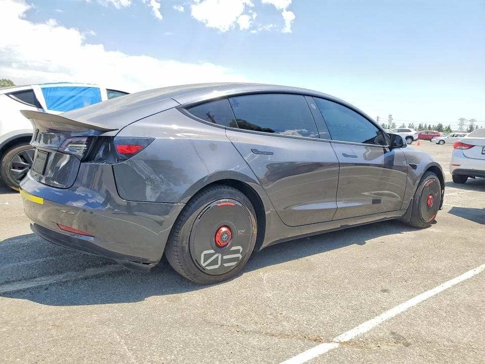 2023 TESLA MODEL 3 3
