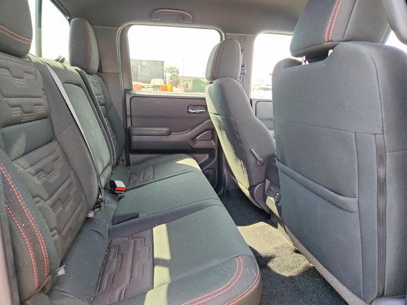 2023 NISSAN FRONTIER PRO-4X 10