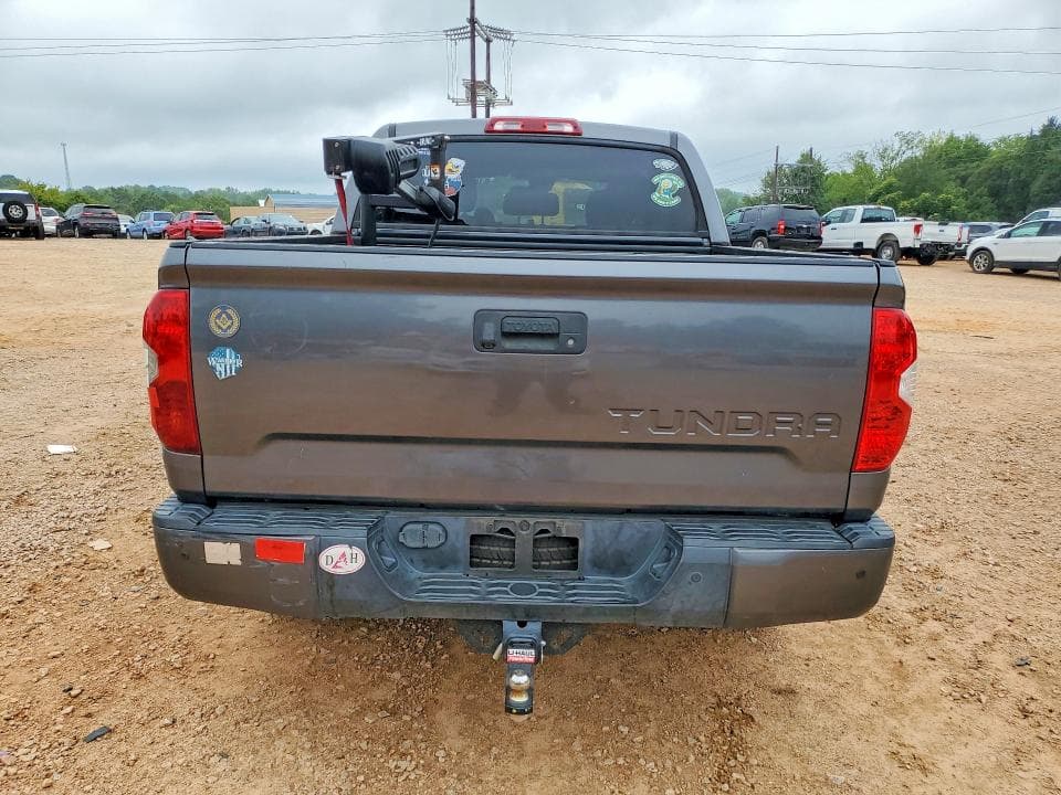 2019 TOYOTA TUNDRA CREWMAX SR5 6