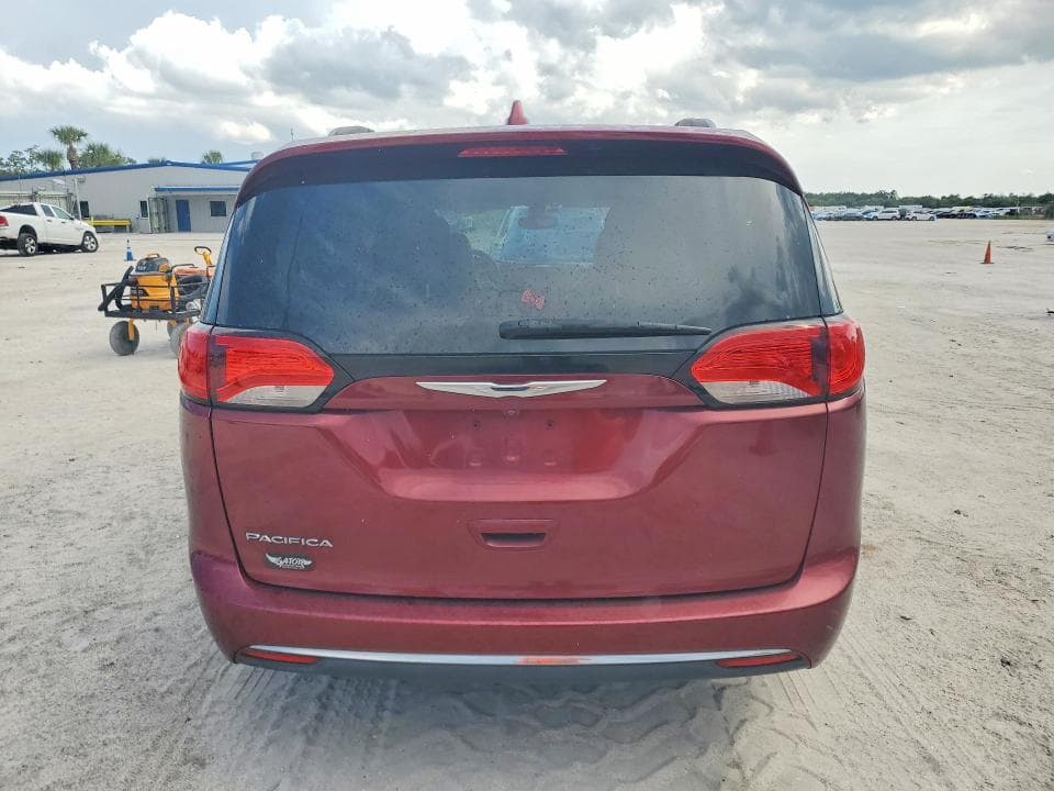 2017 CHRYSLER PACIFICA TOURING L 6
