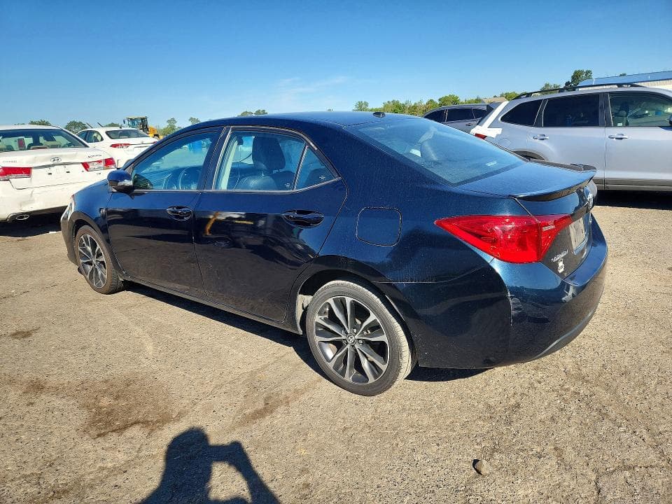2019 TOYOTA COROLLA XSE 2