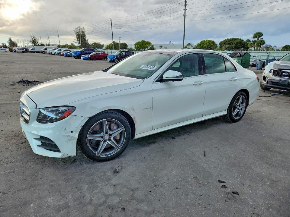 2017 MERCEDES-BENZ E 300 4MATIC - 1