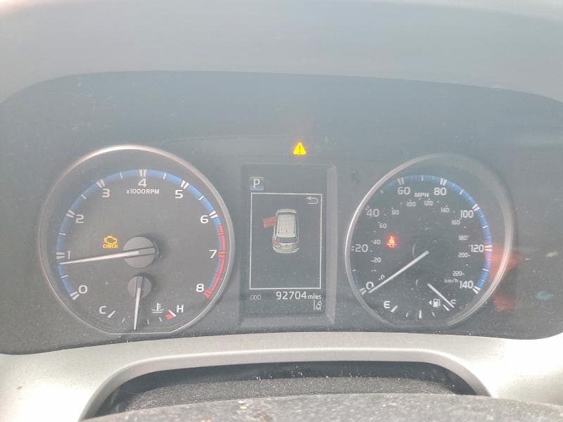 2017 TOYOTA RAV4 LE 9