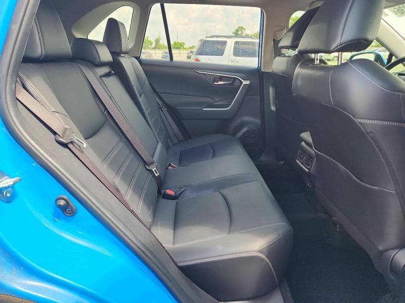 2019 TOYOTA RAV4 XLE PREMIUM 11