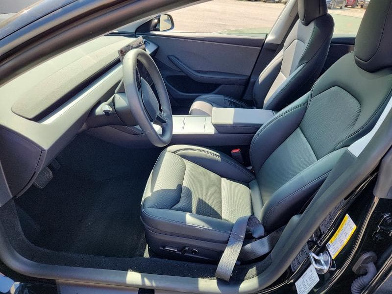 2026 TESLA MODEL 3 7