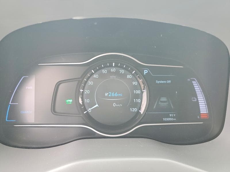 2021 HYUNDAI KONA ULTIMATE 9