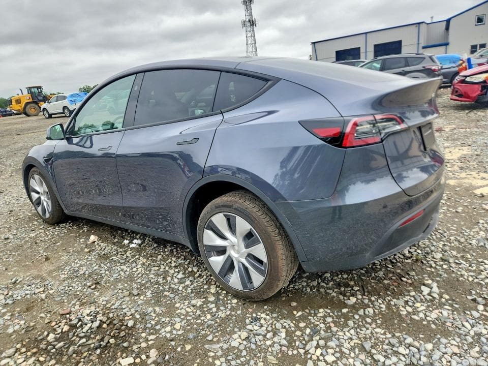 2023 TESLA MODEL Y 2