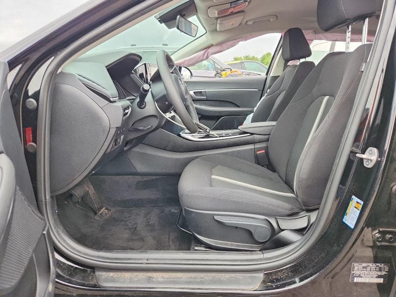 2023 HYUNDAI SONATA SE 7