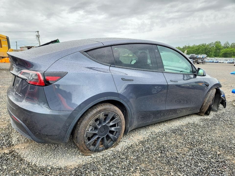 2022 TESLA MODEL Y 3