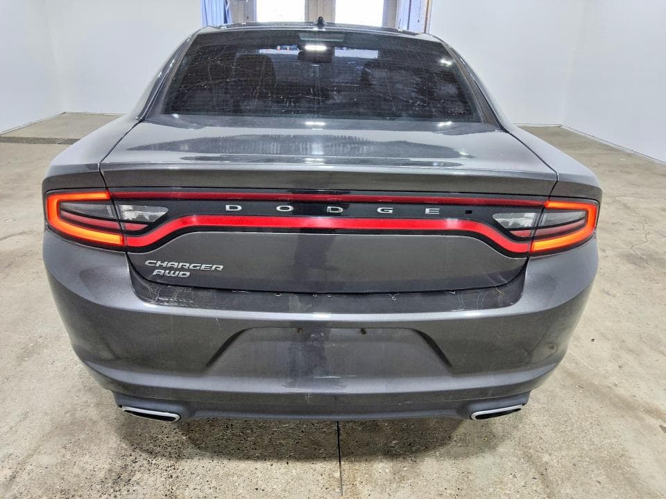 2017 DODGE CHARGER SE 6