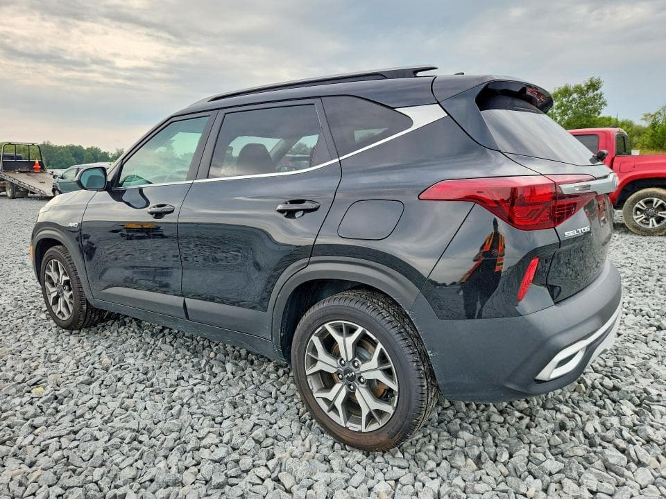 2022 KIA SELTOS EX 2
