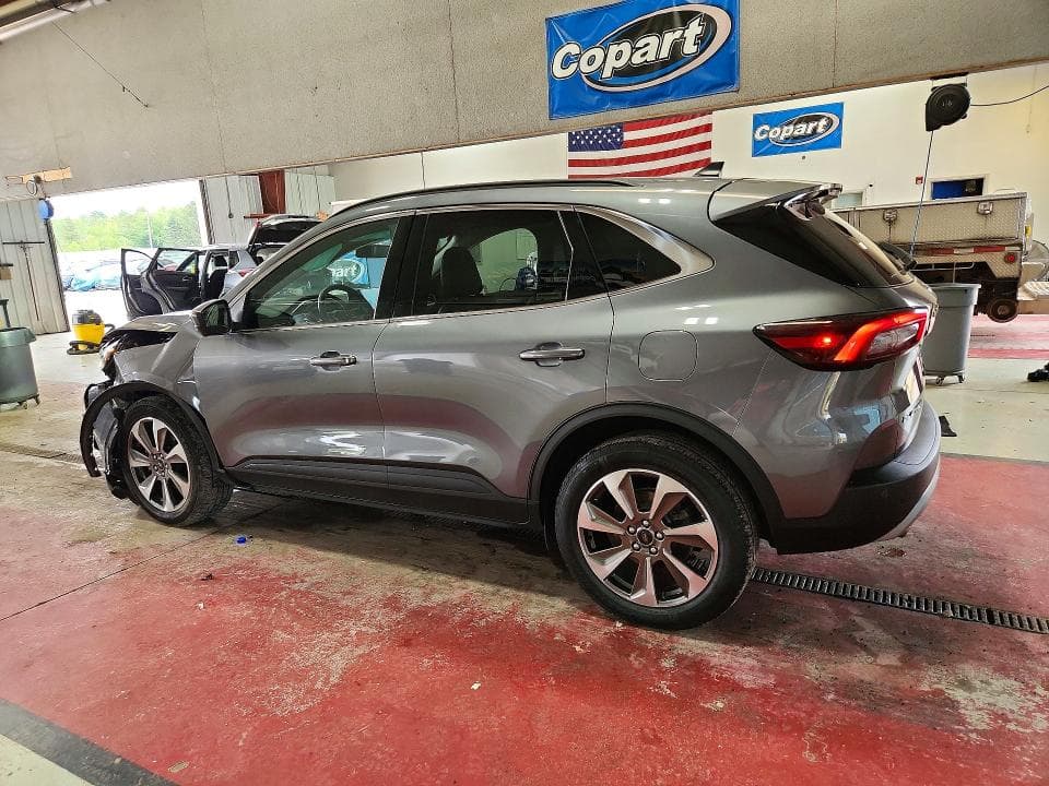 2024 FORD ESCAPE PLATINUM 2