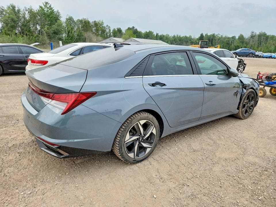 2021 HYUNDAI ELANTRA SEL 3