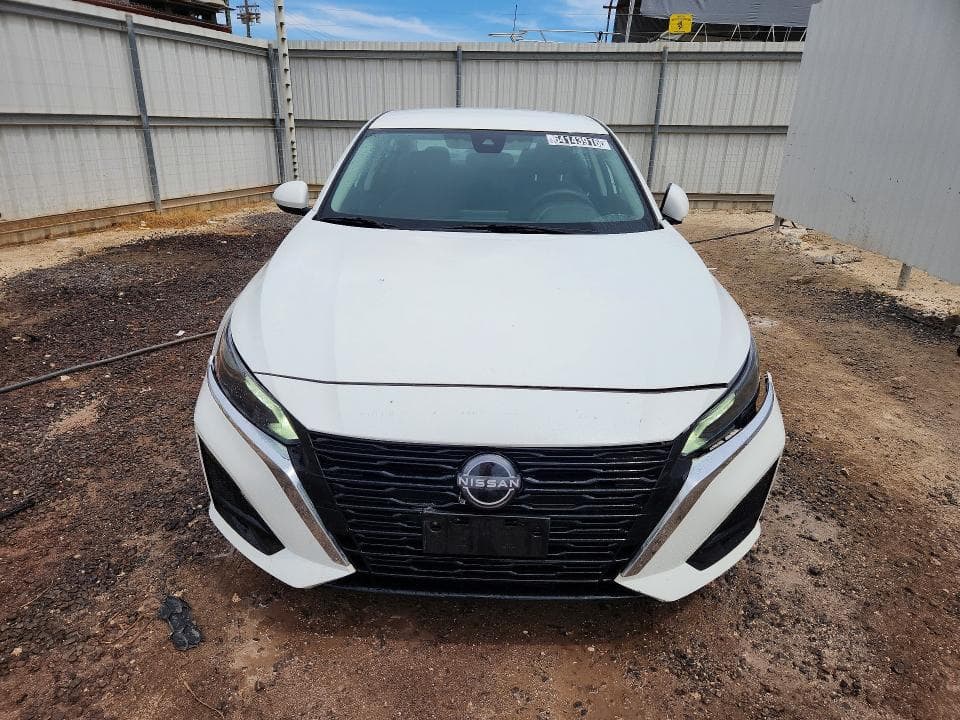 2023 NISSAN ALTIMA S 5