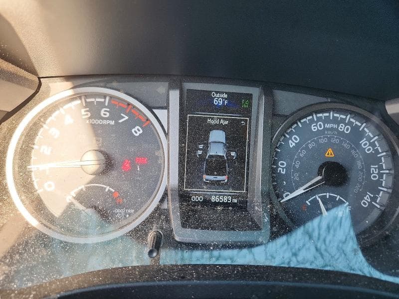 2021 TOYOTA TACOMA TRD SPORT 9