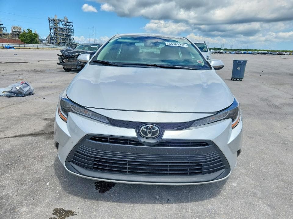 2026 TOYOTA COROLLA LE 5