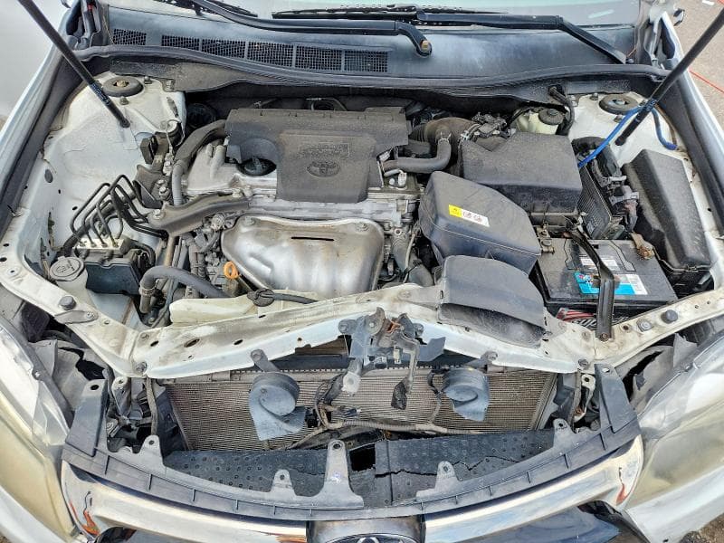 2017 TOYOTA CAMRY SE 11